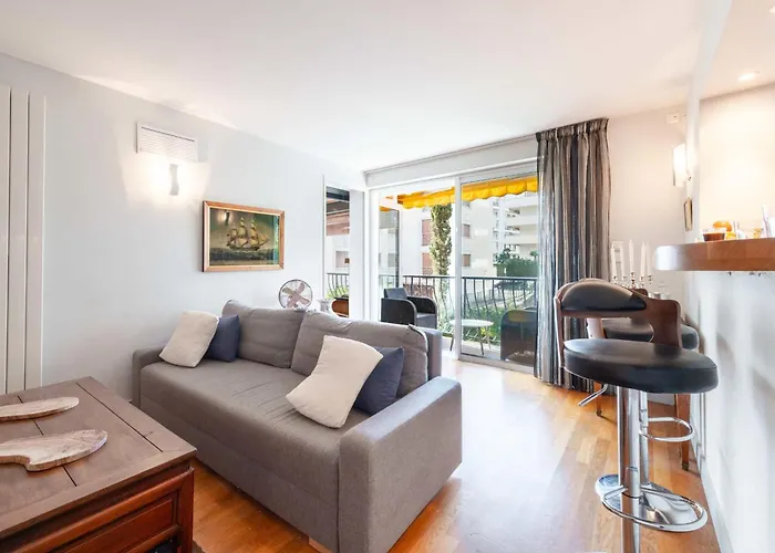 1-br In Peaceful Seaside Atmosphere * كان